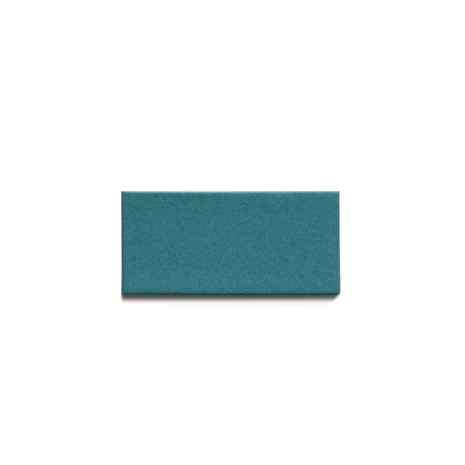 M40 Sample in Turquoise Image 2