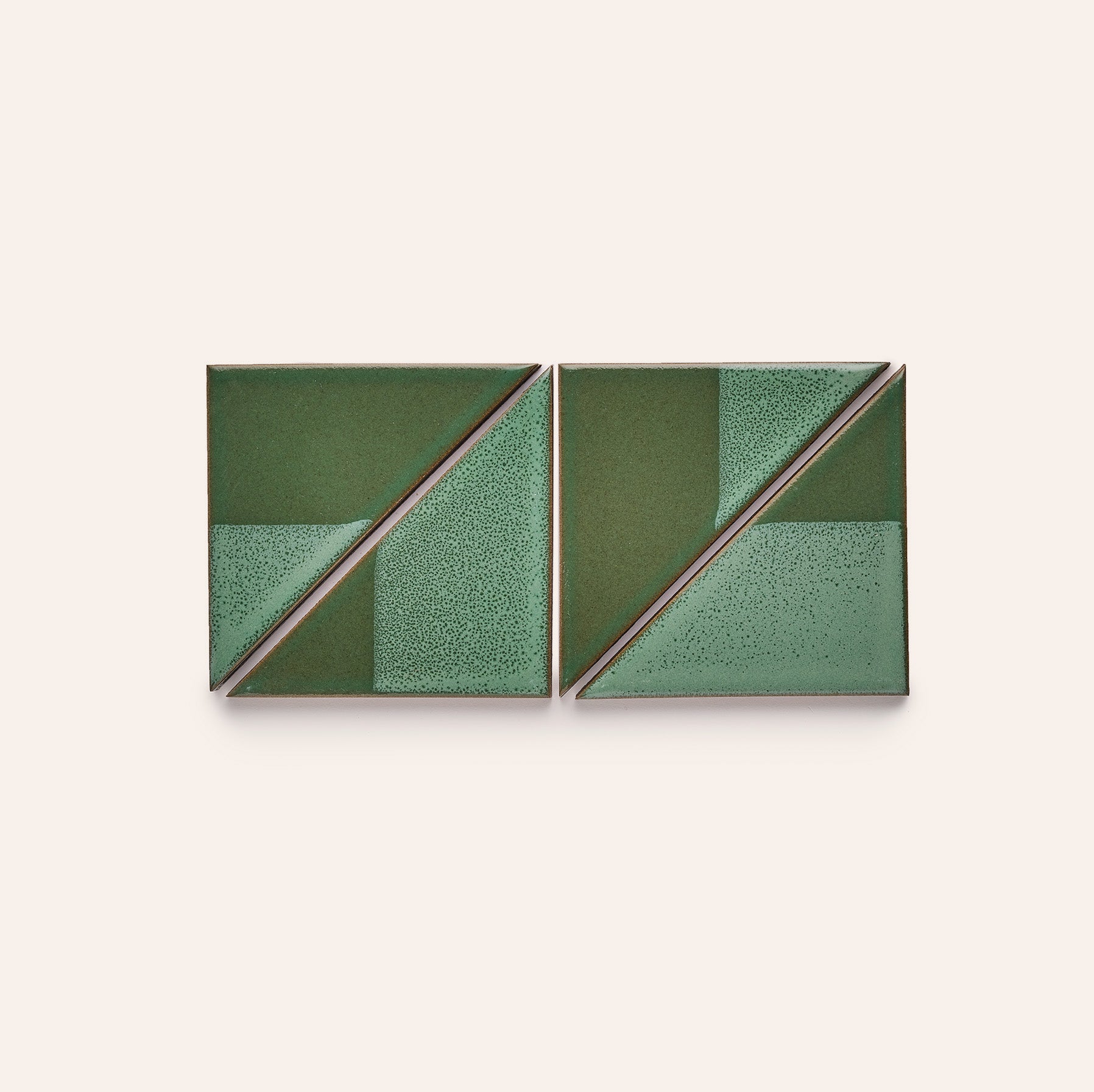 DG18 Sample in Geyser Blend Triangles