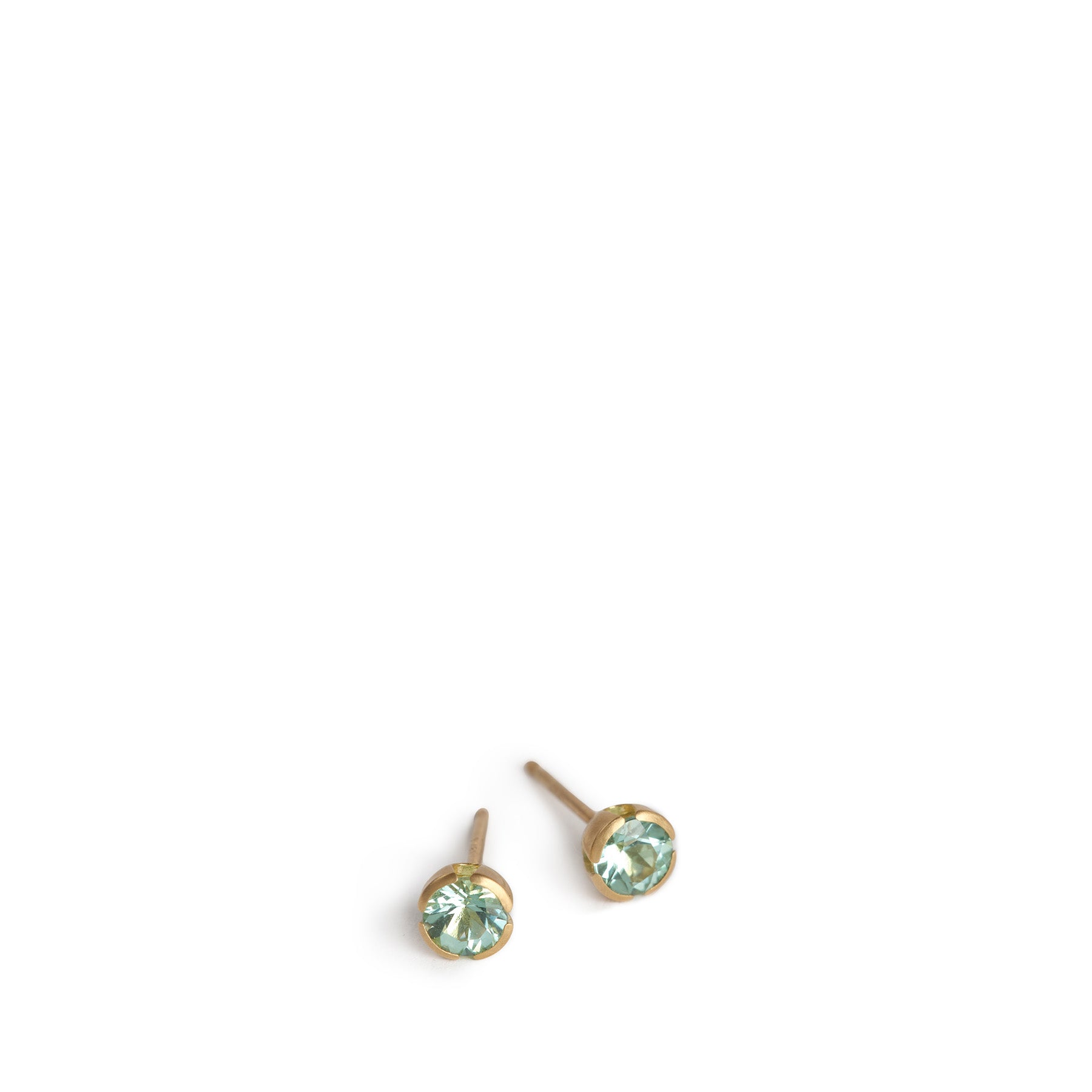 Elin Post Earrings Zoom Image 1