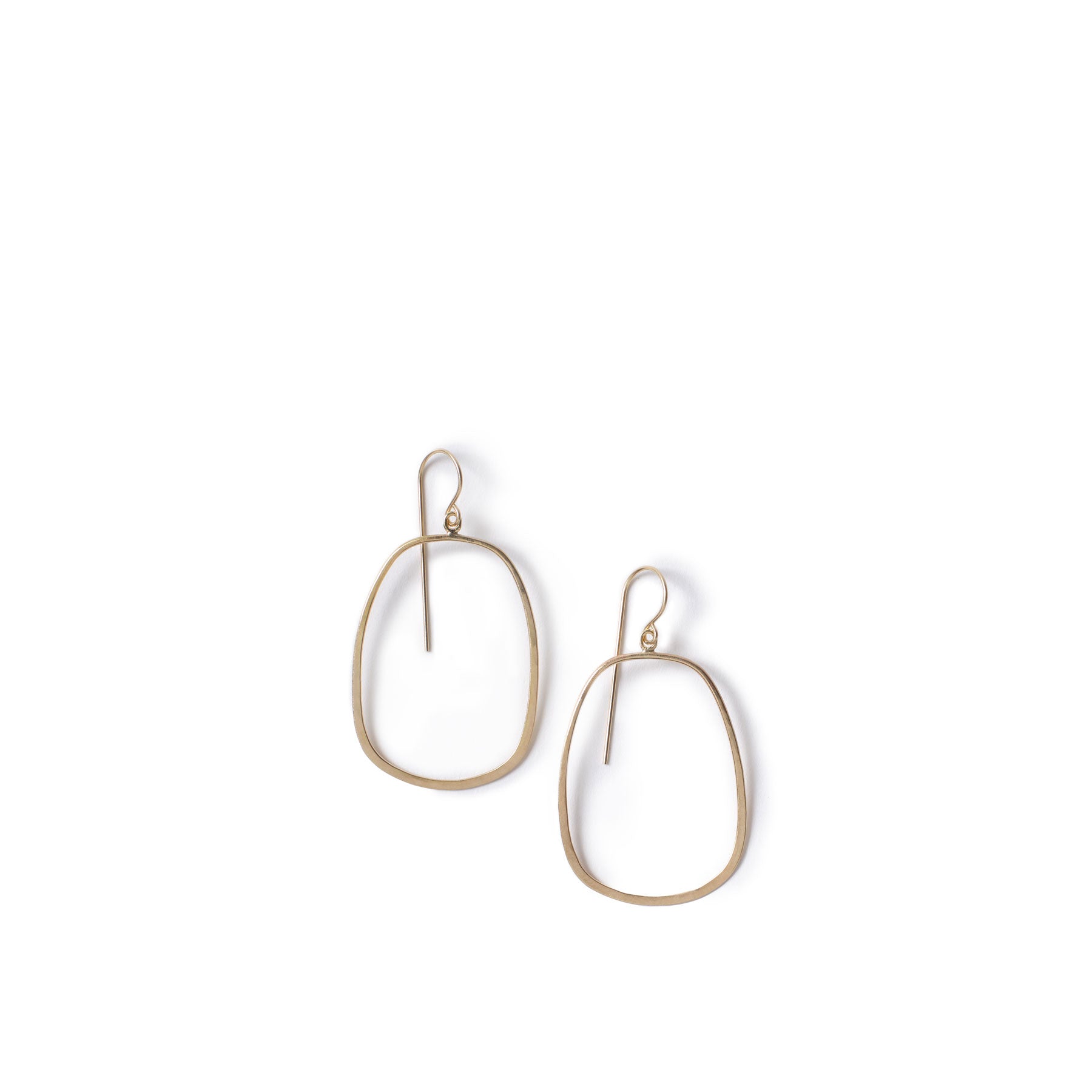Helia Earrings Zoom Image 1