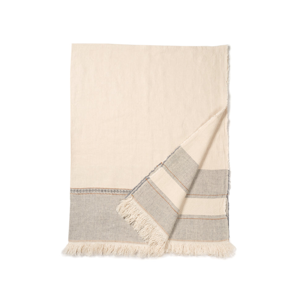 Belgian Table Throw in Loulida Image 1