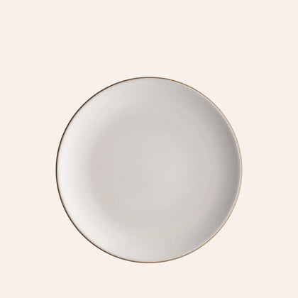 Dinner Plate in Opaque White