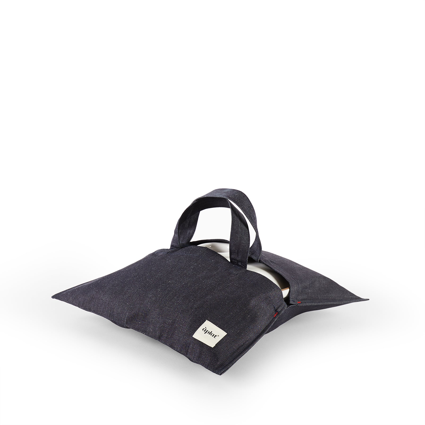 Plat Tote in Denim Zoom Image 1