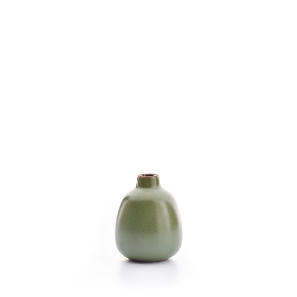 Bud Vase Image 13